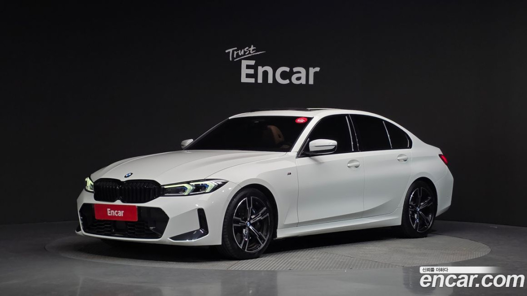 BMW 3-Series 320i M Sport, 2023