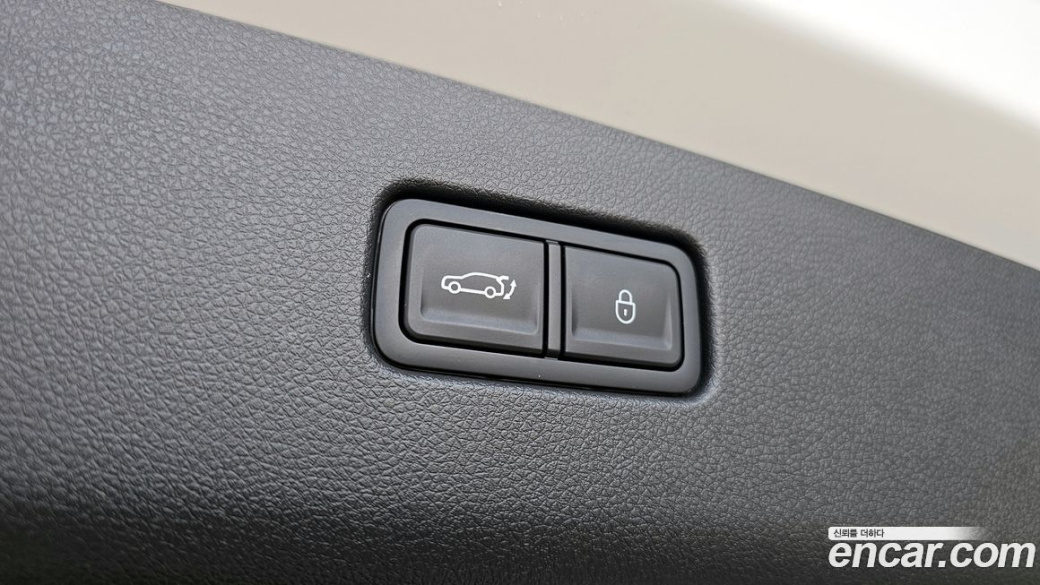 Genesis GV70 2.5T Gasoline 2WD, 2025