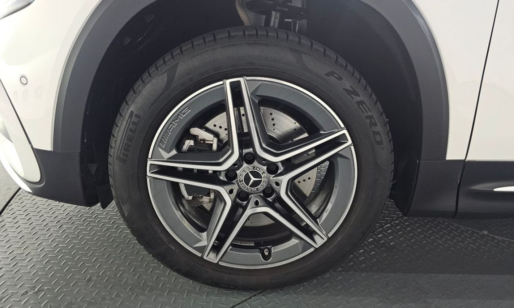 Mercedes-Benz GLB-Class GLB250 4MATIC, 2025