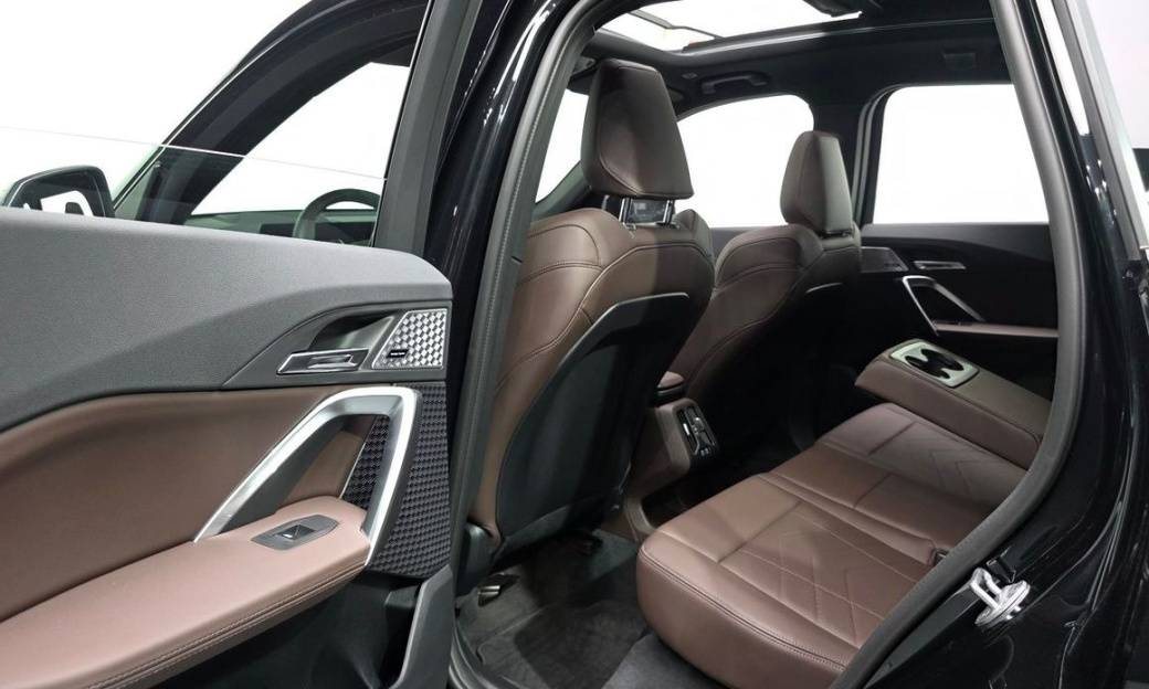 BMW X1 xDrive 20i M Sport, 2025