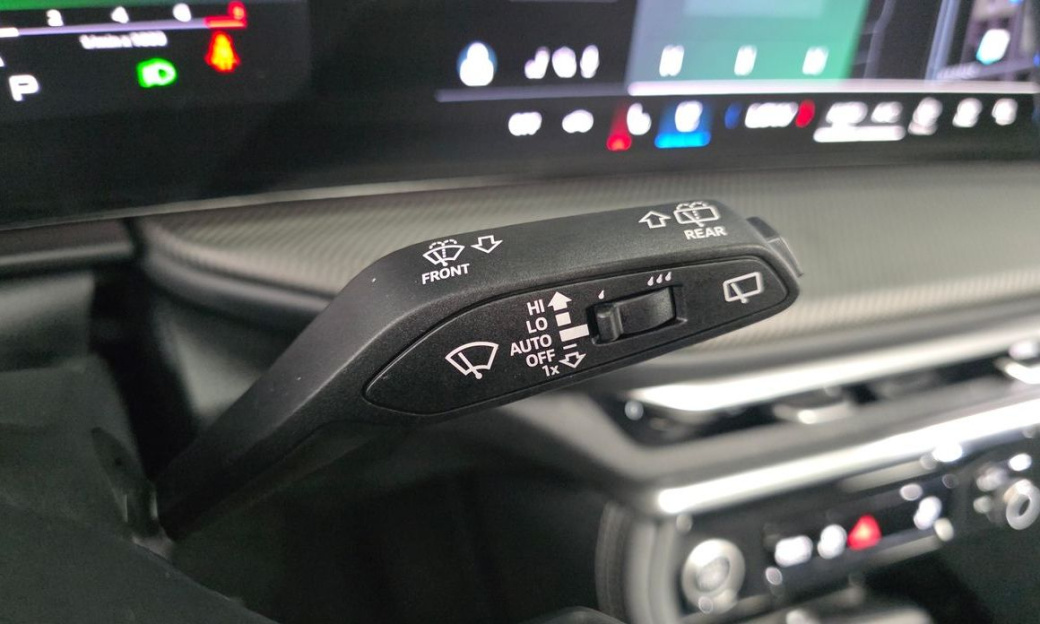 Audi Q5 45 TFSI Quattro S Line Black Ediiton, 2025