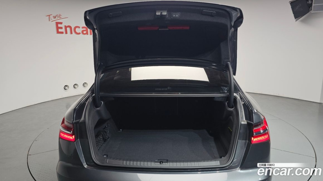 Audi A6 45 TFSI Premium, 2023