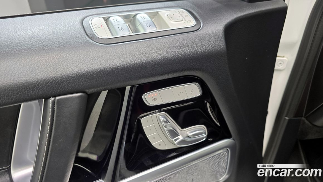 Mercedes-Benz G-Class G400d, 2023