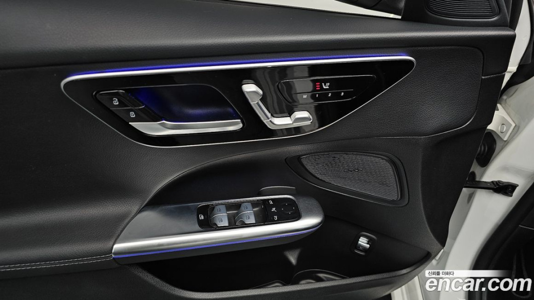Mercedes-Benz C-Class C300 4MATIC Avantgarde, 2023