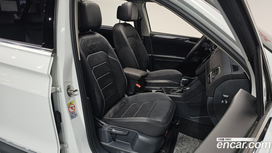 Volkswagen Tiguan 2.0 TSI Prestige, 2022