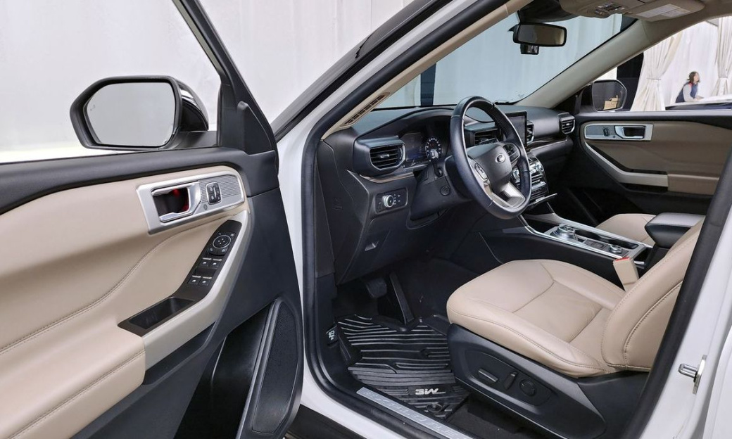 Ford Explorer 2.3 LimIted 4WD, 2022