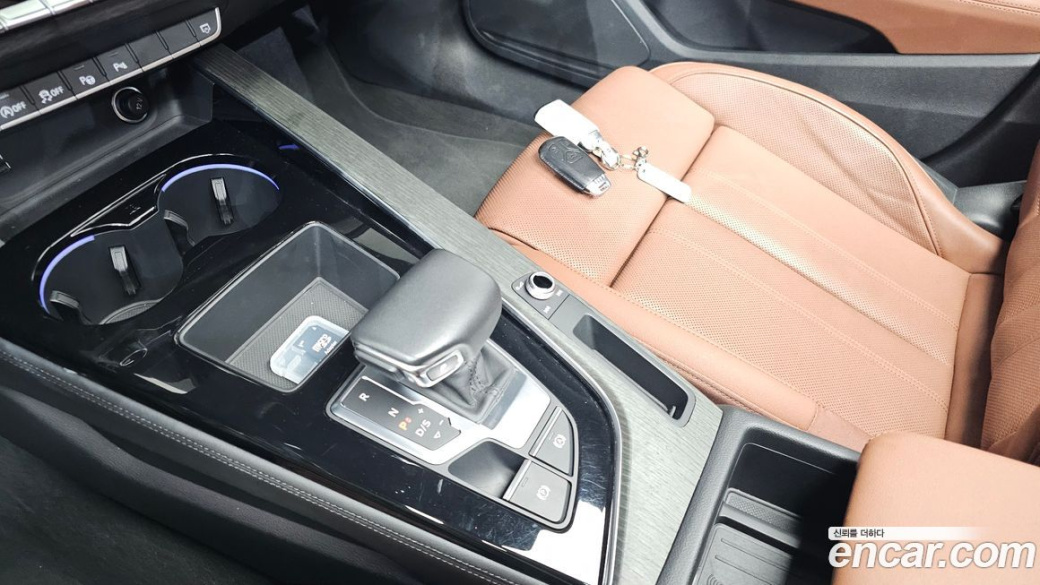 Audi A4 45 TFSI Quattro Premium, 2023