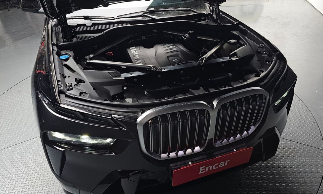 BMW X7 xDrive 40i M Sport 6STR, 2025