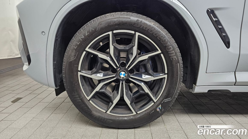 BMW X4 xDrive20i M Sport, 2024