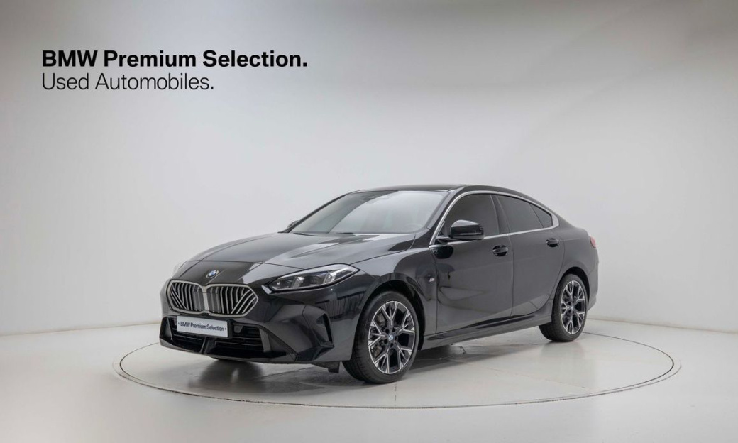 BMW 2-Series 220 M Sport Design, 2025