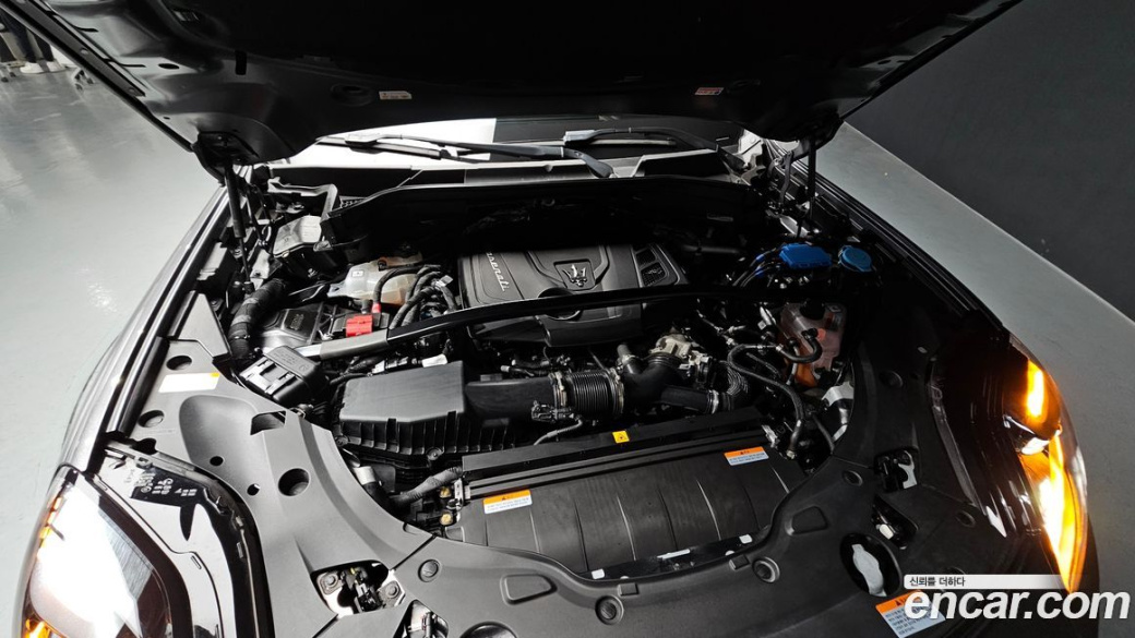 Maserati Grecale 2.0 AWD GT, 2023