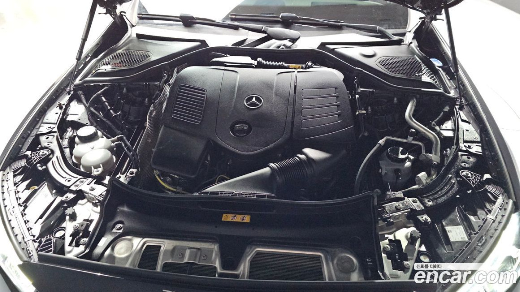 Mercedes-Benz E-Class E300 4MATIC Exclusive, 2024