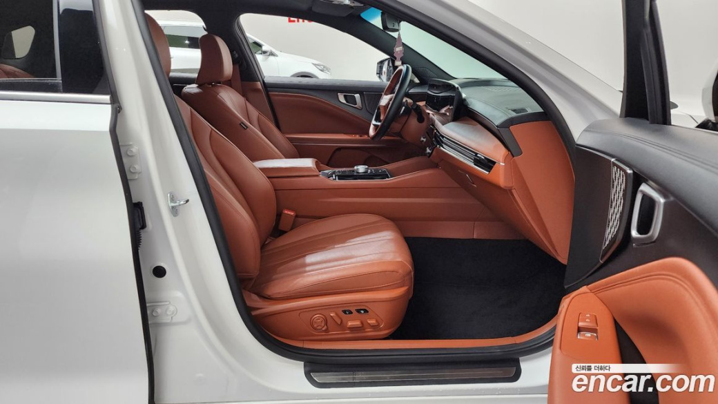 Kia K8 2.5 Gasoline 2WD, 2025