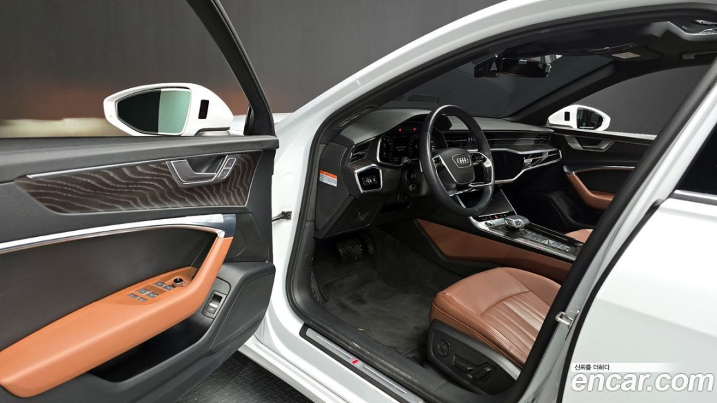 Audi A6 45 TFSI Premium, 2023