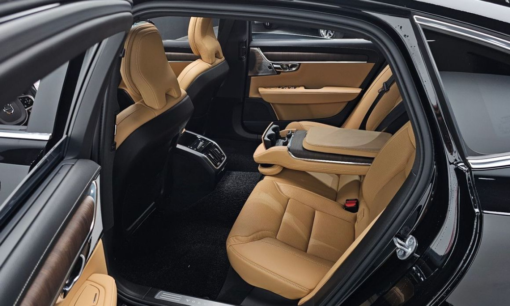 Volvo S90 B6 AWD Ultimate Bright, 2023