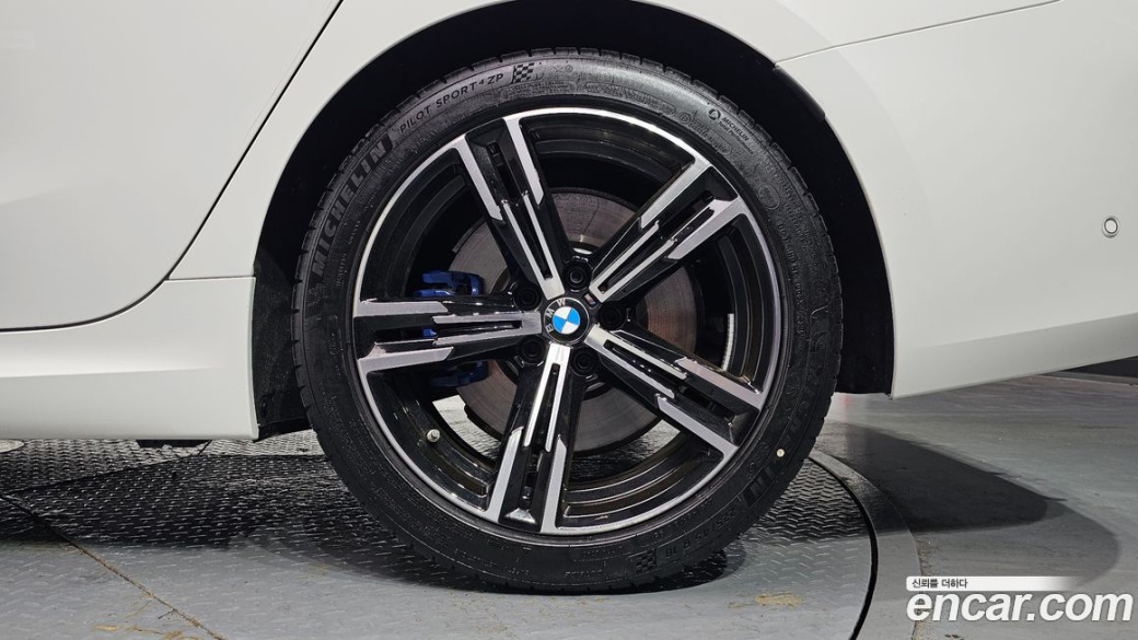 BMW 3-Series 320i M Sport, 2026