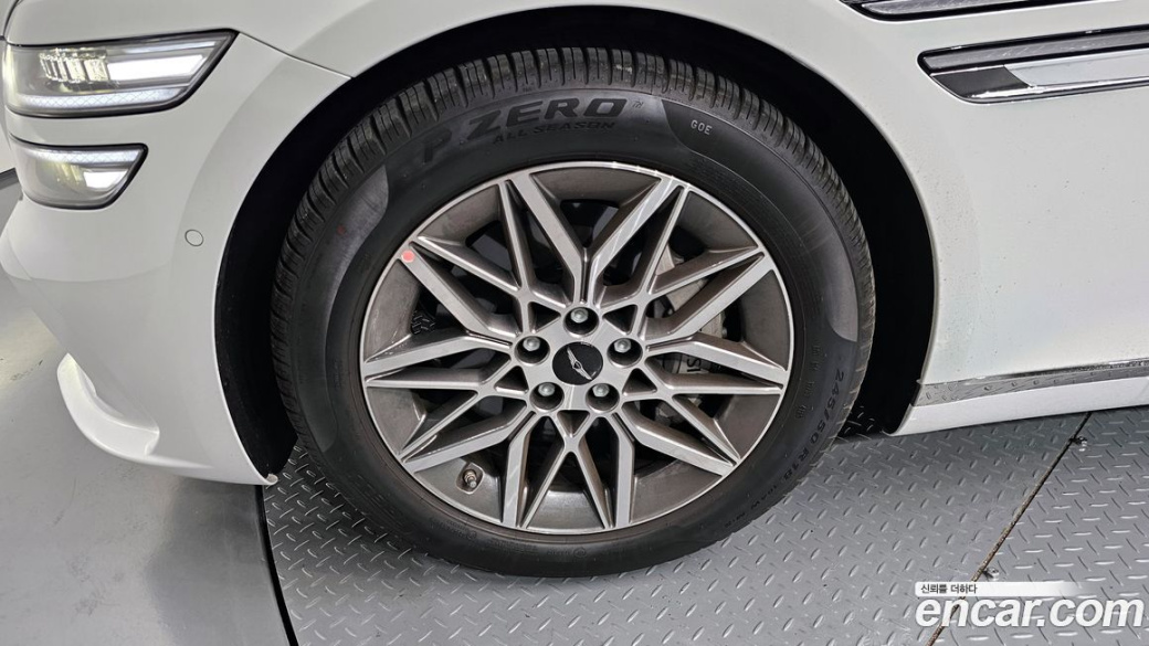 Genesis G80 Gasoline 2.5 Turbo 2WD, 2026
