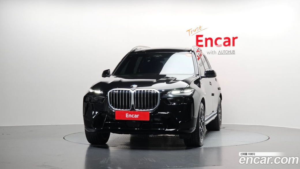 BMW X7 xDrive 40i M Sport 6STR, 2025