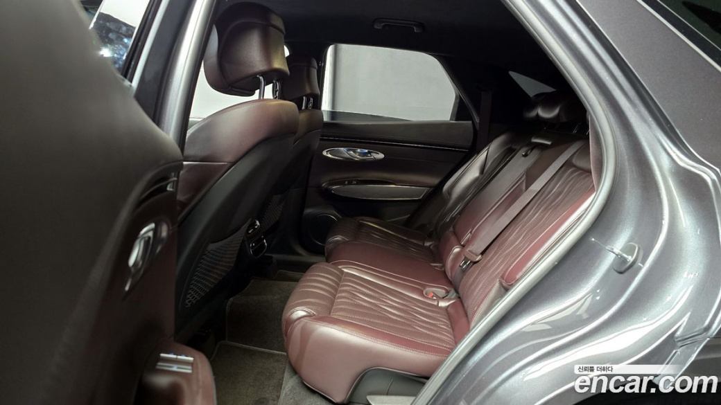 Genesis GV70 2.5T Gasoline 2WD, 2021