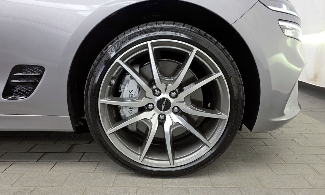 Genesis G70 Gasoline 2.5T 4WD, 2025