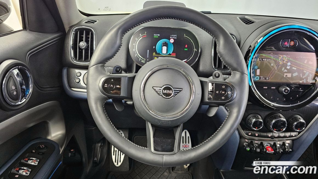 Mini Countryman ALL4 Classic Launch Pack, 2023