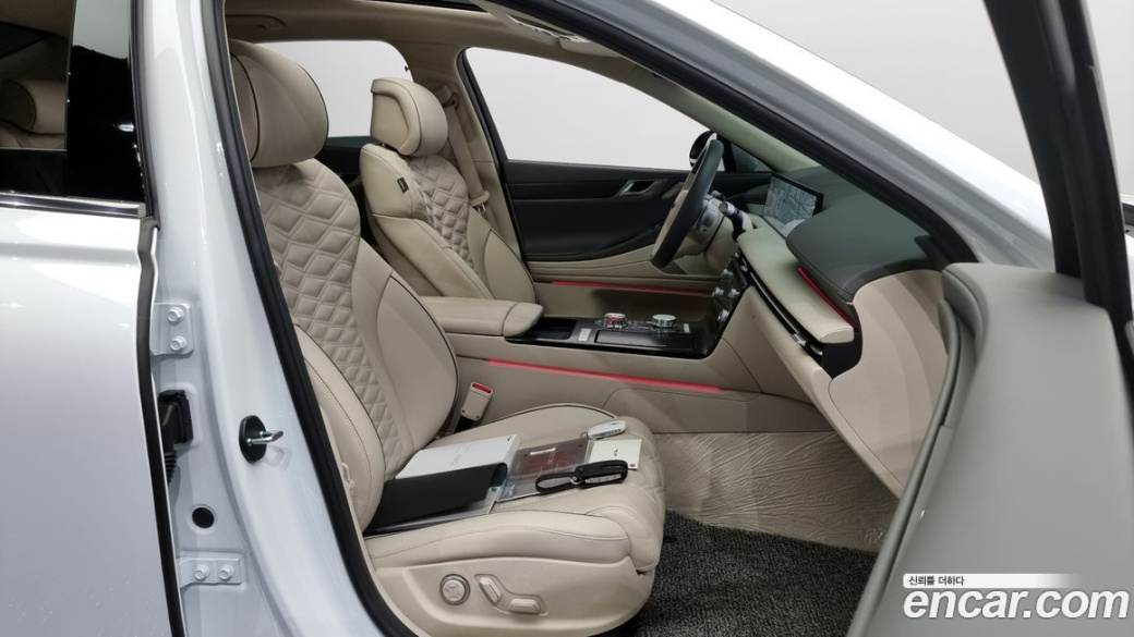 Genesis G80 Gasoline 2.5 Turbo AWD, 2026