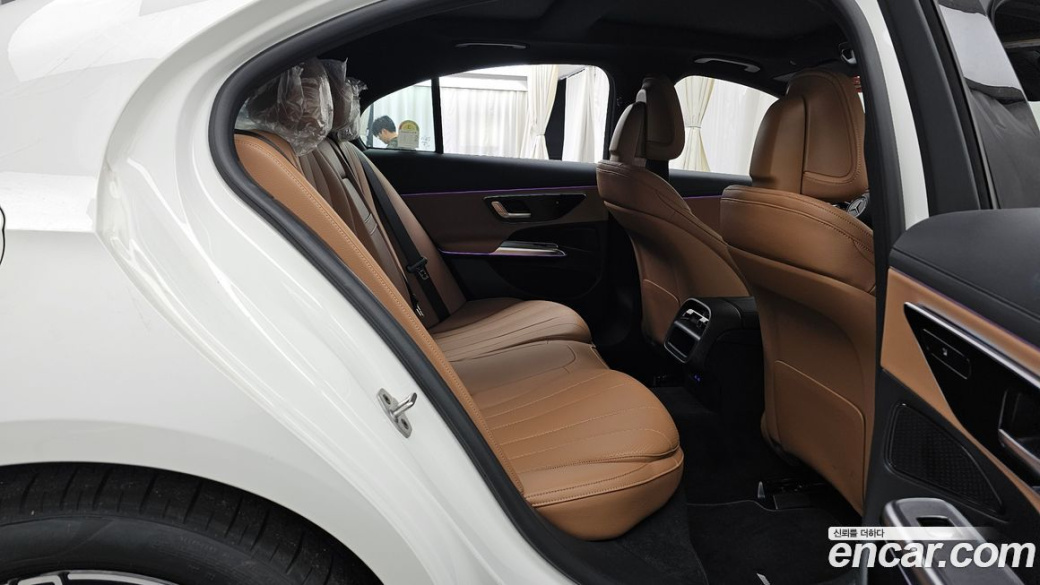 Mercedes-Benz E-Class E200 AMG Line, 2026