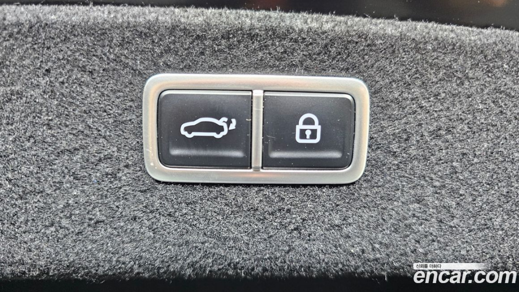Genesis G80 Gasoline 2.5 Turbo AWD, 2025