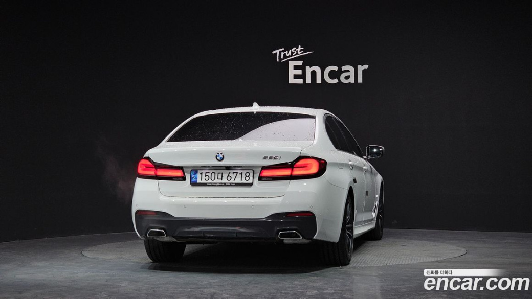 BMW 5-Series 520i M Sport, 2023