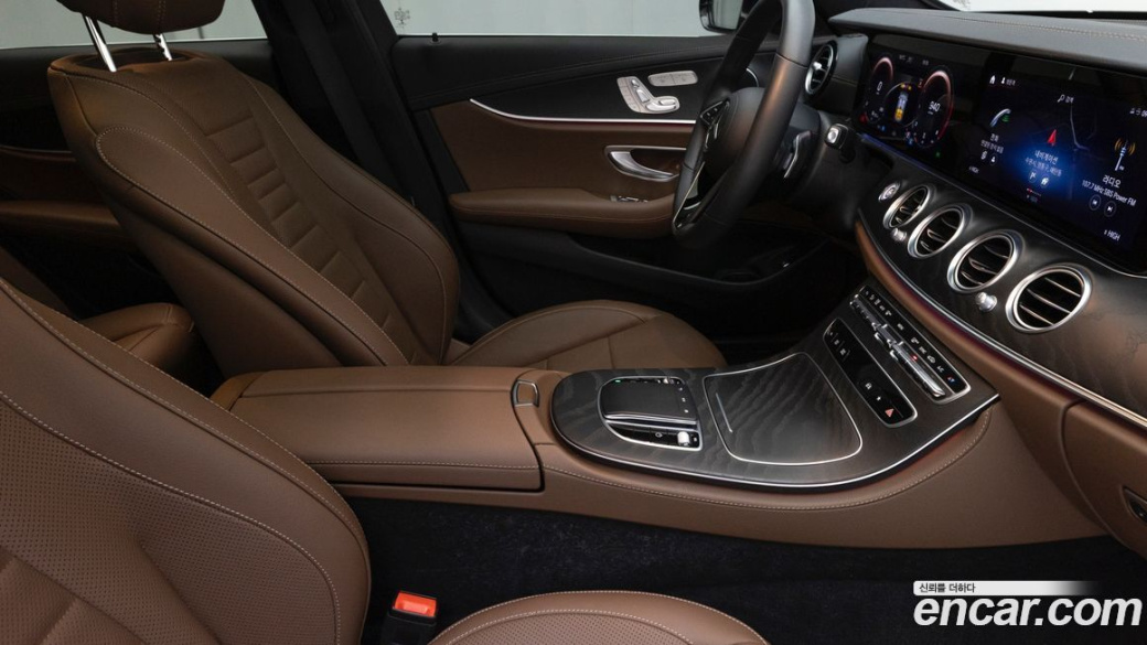 Mercedes-Benz E-Class E250 AMG Line, 2023