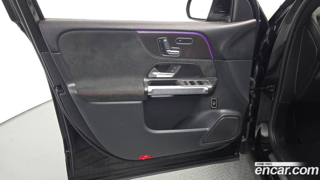 Mercedes-Benz GLB-Class AMG GLB35 4MATIC, 2022
