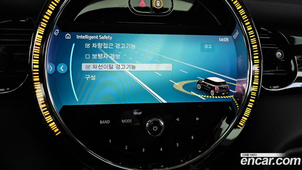 Mini Cooper  , 2024