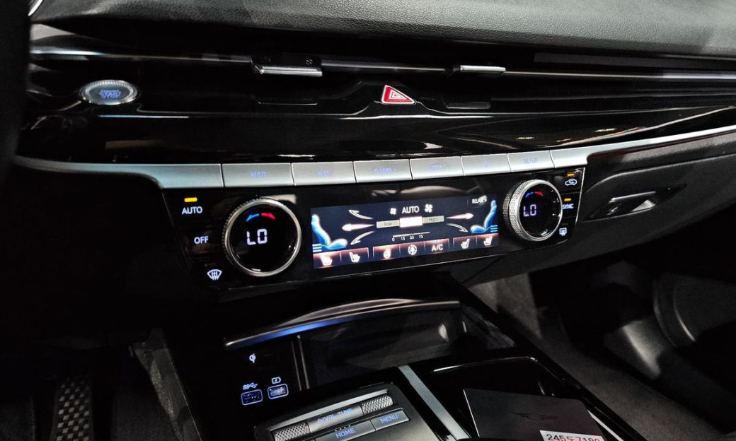 Genesis G80 Gasoline 2.5 Turbo AWD, 2023