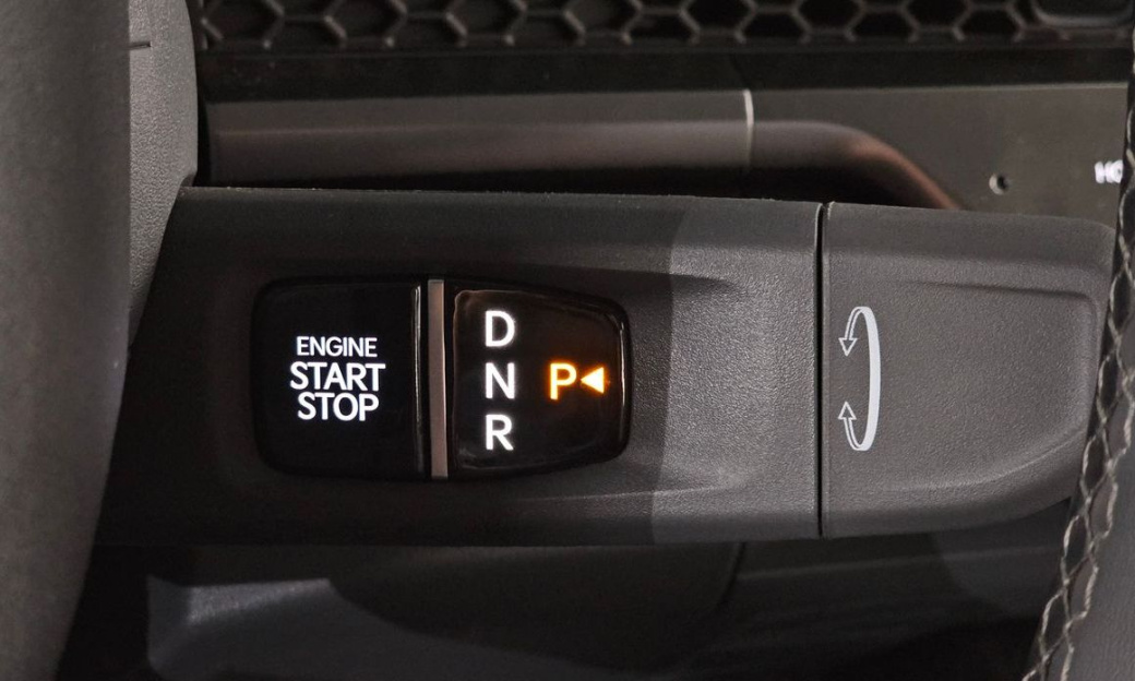 Kia Tasman 2.5T Gasoline 4WD, 2026