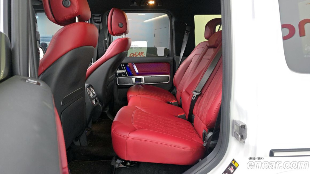 Mercedes-Benz G-Class G450d Manufaktur, 2025