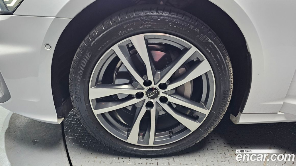 Audi A6 45 TFSI Premium, 2023