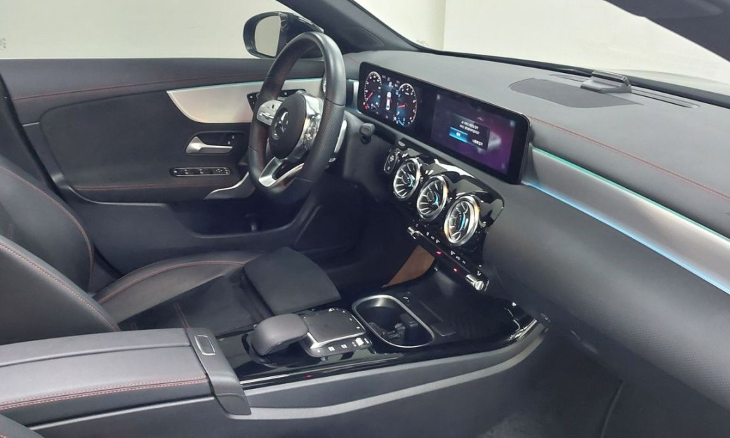 Mercedes-Benz CLA-Class CLA250 4MATIC, 2023