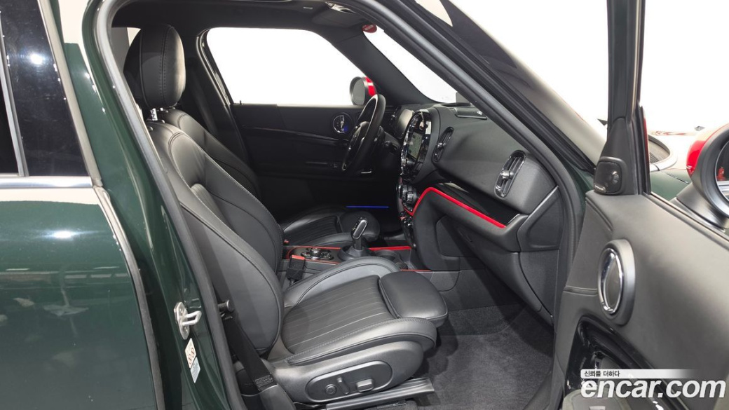 Mini Countryman JCW Launch Pack, 2023