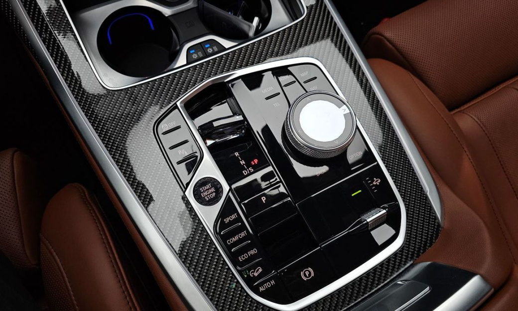 BMW X7 xDrive 40d M Sport 7 STR, 2025