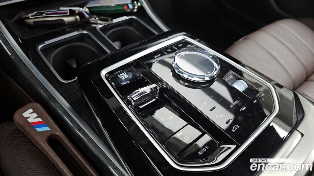 BMW 7-Series 740i sDrive M Sport, 2023