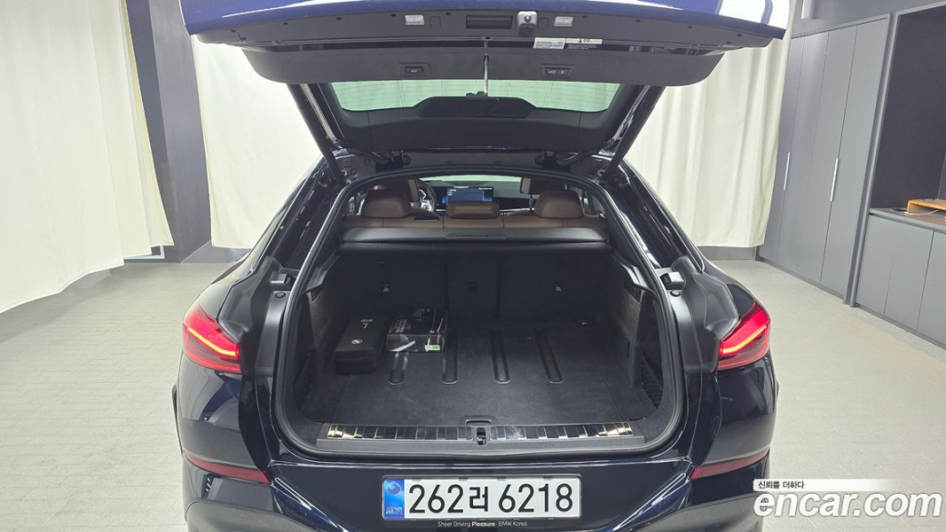 BMW X6 xDrive40i M Sport, 2025