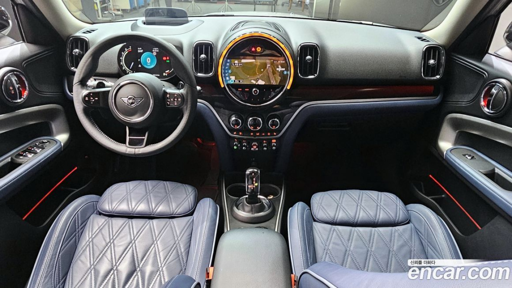Mini Countryman ALL4 Classic Launch Pack, 2023