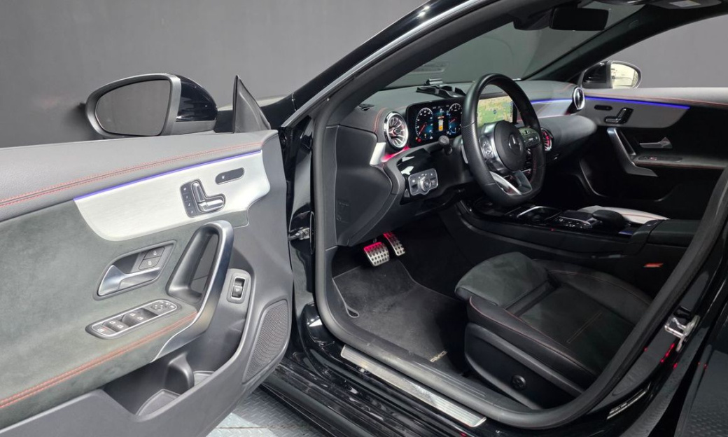 Mercedes-Benz CLA-Class CLA250 4MATIC, 2023