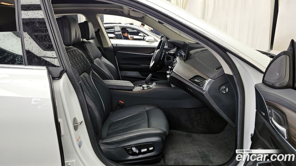 BMW Gran Turismo 630i xDrive Luxury, 2022