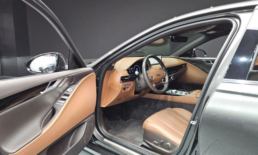 Genesis G80 Gasoline 2.5 Turbo AWD, 2023