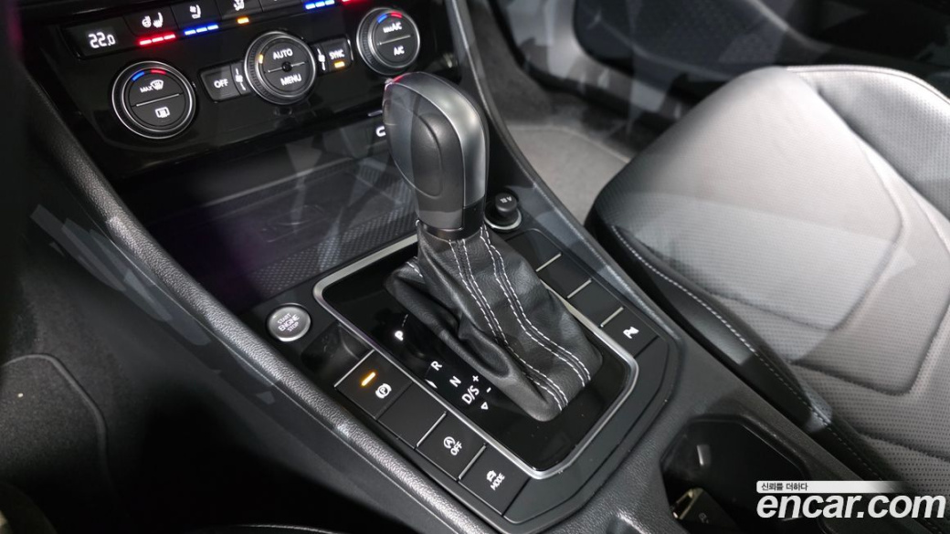 Volkswagen Jetta 1.4 TSI Prestige, 2021