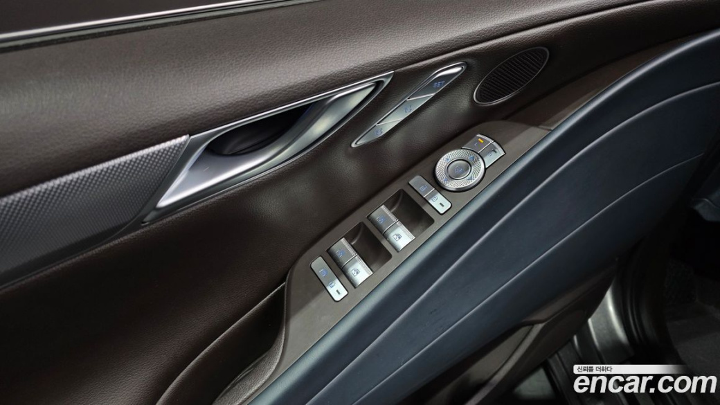 Genesis G80 Gasoline 2.5 Turbo AWD, 2022