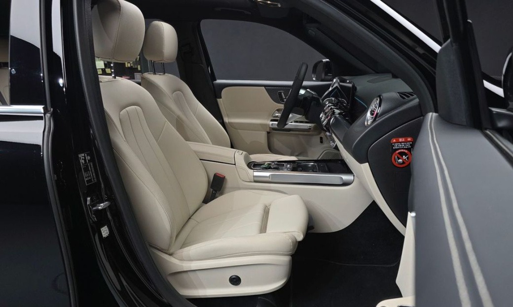 Mercedes-Benz GLB-Class GLB200 d, 2024