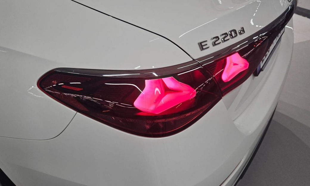Mercedes-Benz E-Class E220d 4MATIC Exclusive, 2024