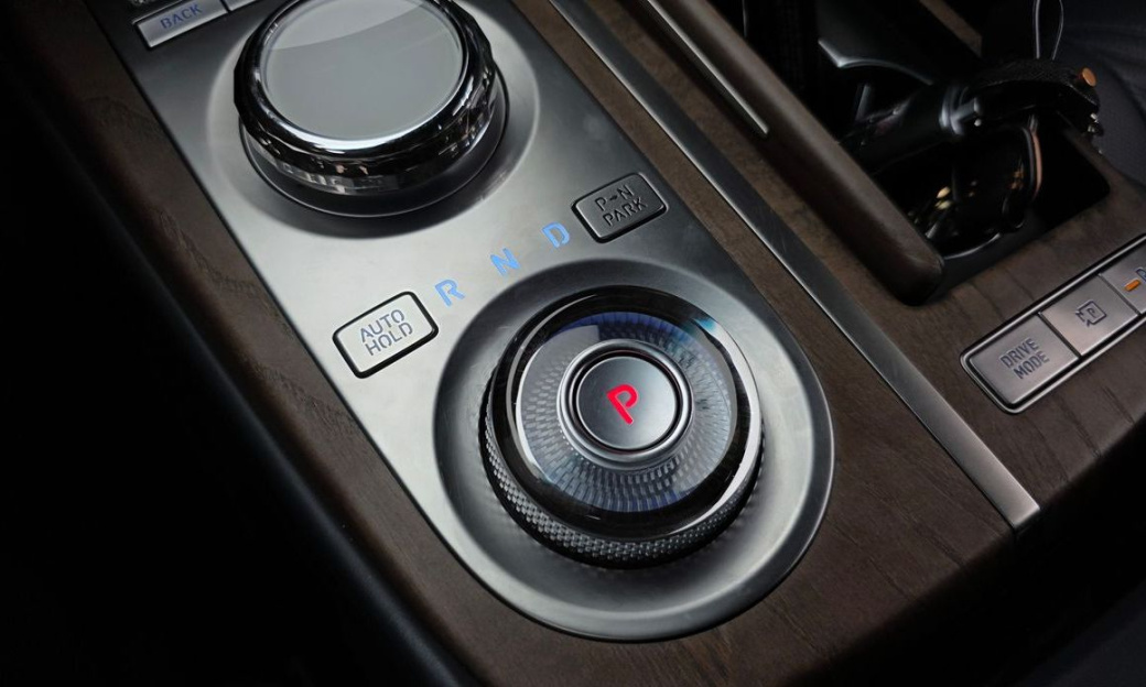 Genesis G80 Gasoline 2.5 Turbo AWD, 2024